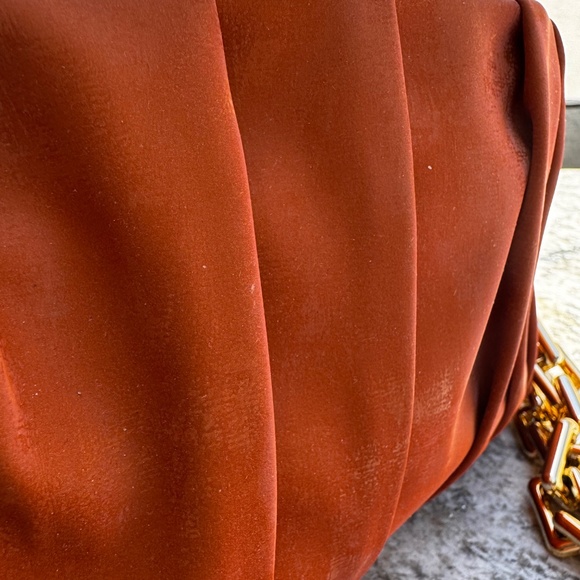 NWT- Pearlized Orange Ruched Shoulder Hand Bag, Gold Accent - Picture 2 of 4